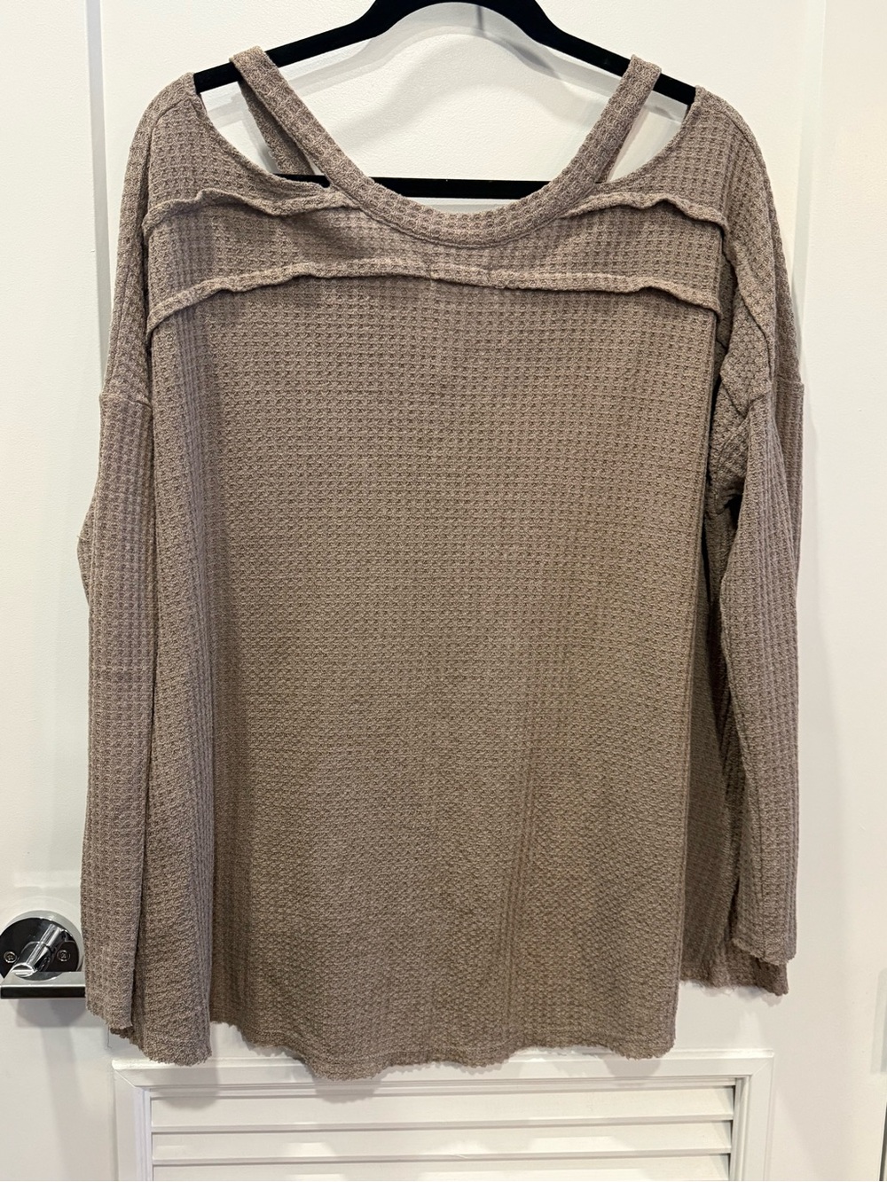 Alter’d State (L) Relaxed Fit Waffle-Knit Long Sleeve Off Shoulder Sweater Taupe